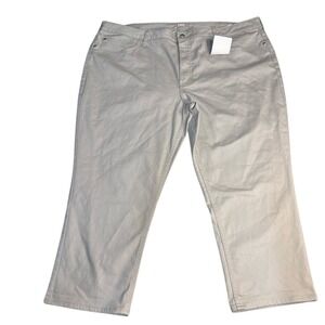 Lee Riders Women's Belted Cuffed Capri Jean‎ Mid-Rise Gray Stretch Size 22M NWT